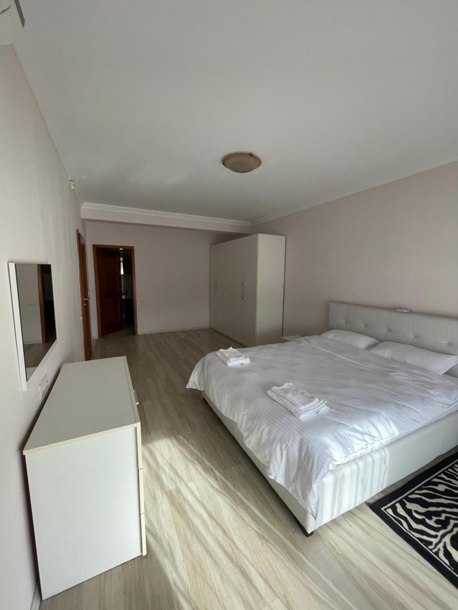 Apartment In The Villa Northern Dreams #1 Parking Included In Price Timişoara Exterior foto